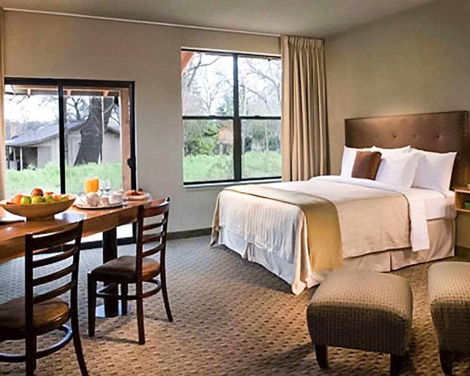 Gaia Hotel & Spa Redding, an Ascend Collection Hotel