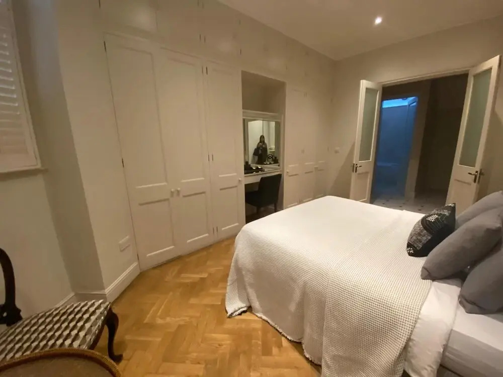 1 Bedroom Duplex Apartment in Pont Street