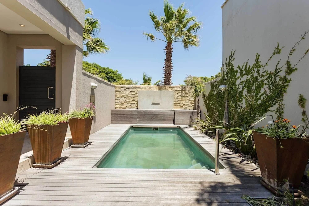 Home Away From Home on a Secure Golf Estate, Situated Next to the Ocean and Golf