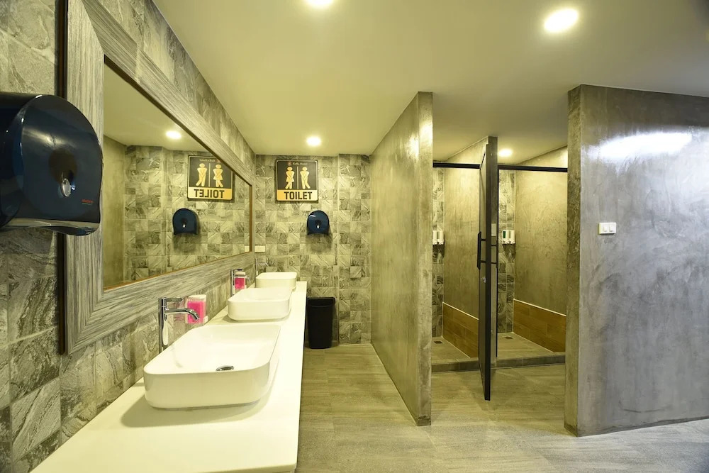 KOKO Hostel- Adults Only
