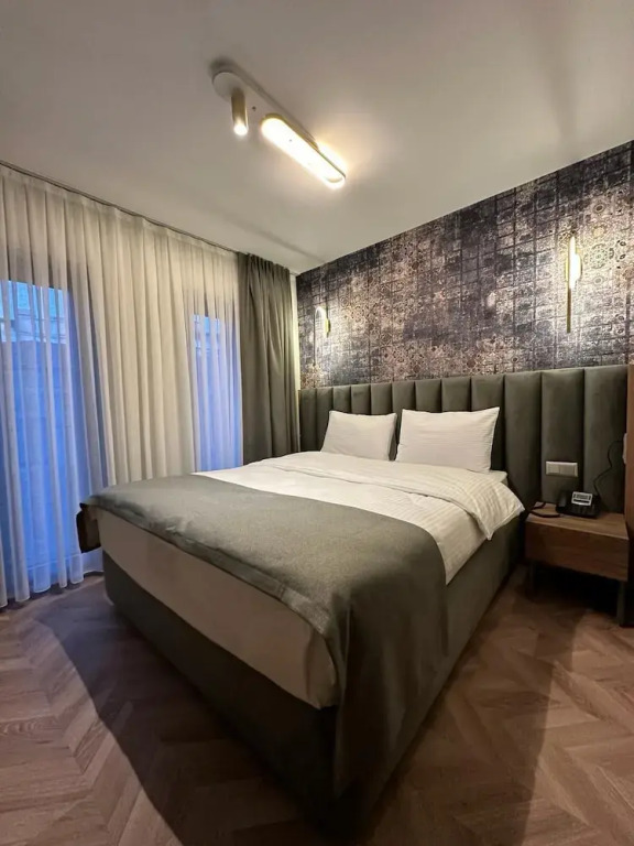 Iris Han Hotel