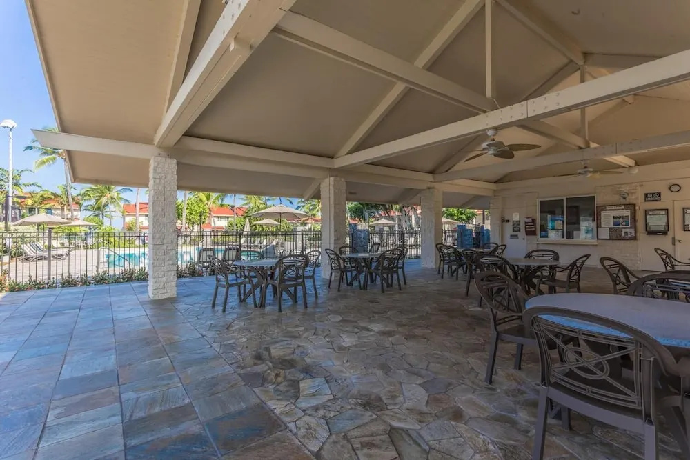 Keauhou Kona Surf & Racquet Club 2103