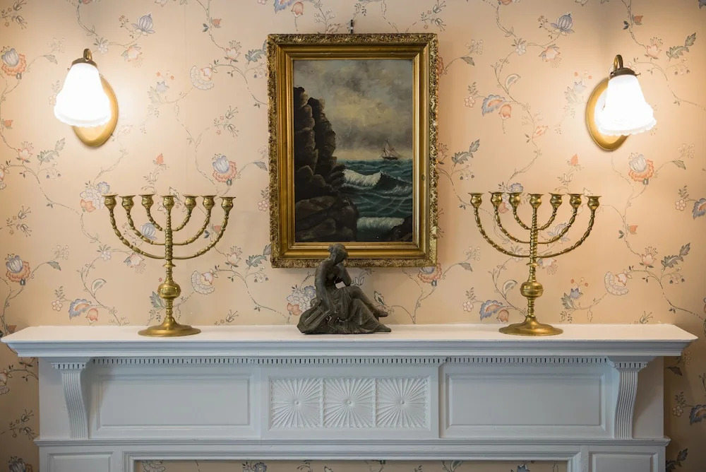 Annes White Columns Inn
