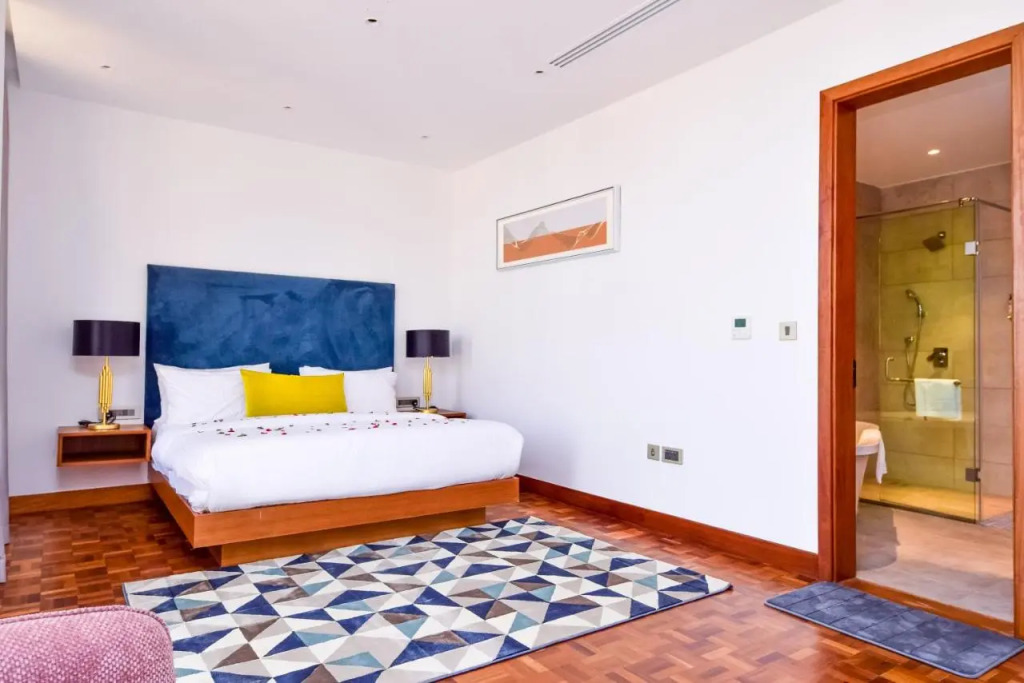 Broadwalk Residency
