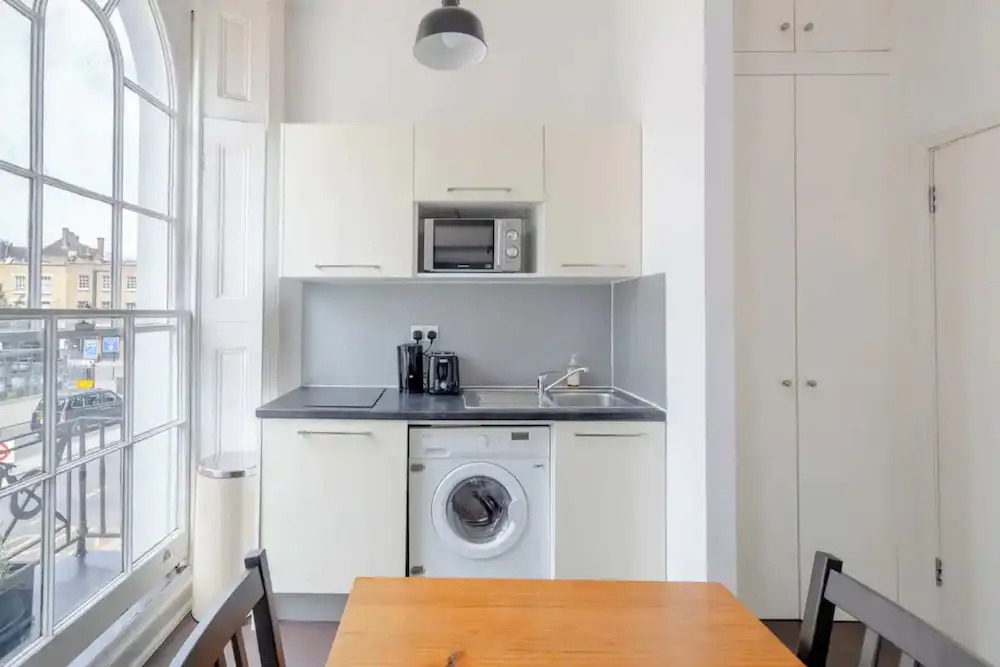 Incredibly Located Studio Flat - Camden Town