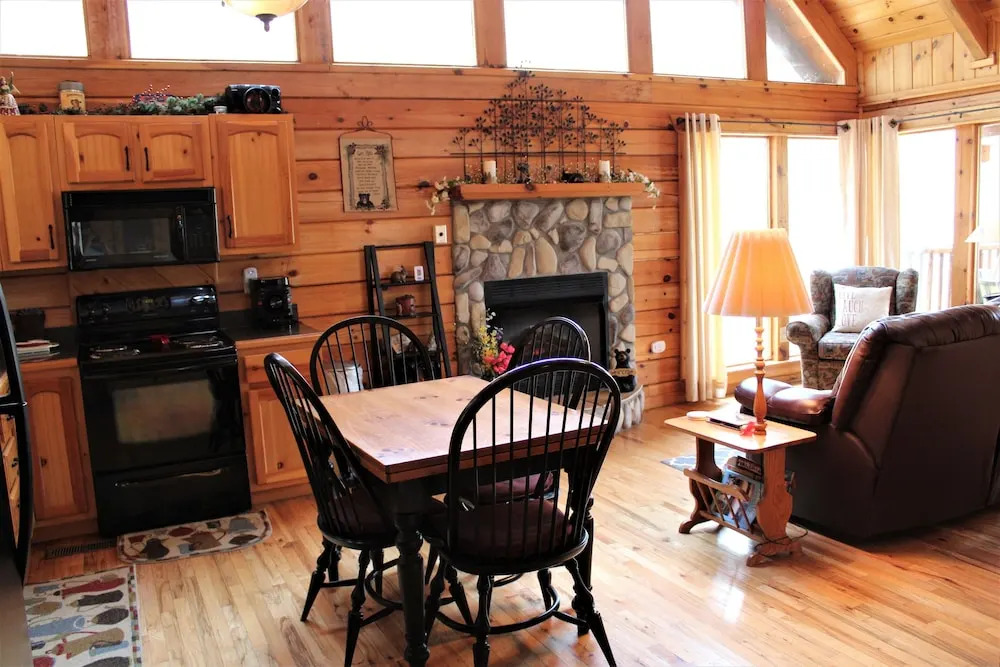 Mountain Joy 1 Bedroom Cabin