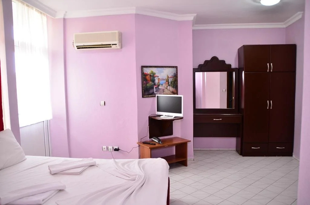 Golden Rock Hotel