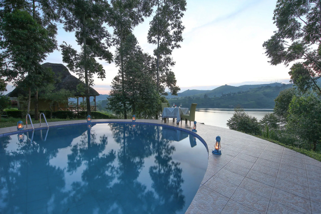 Crater Safari Lodge