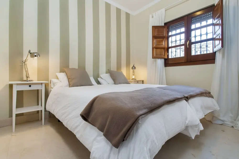 Enjoy Cathedral Views From Private Terrace! Penthouse Catedral III