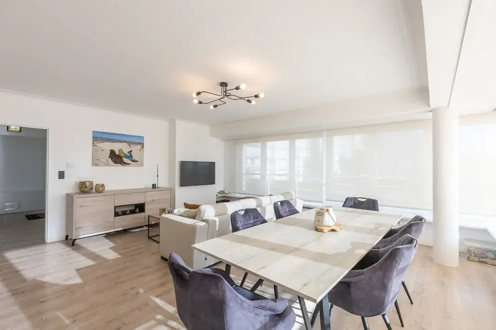 Modern Flat Near the sea