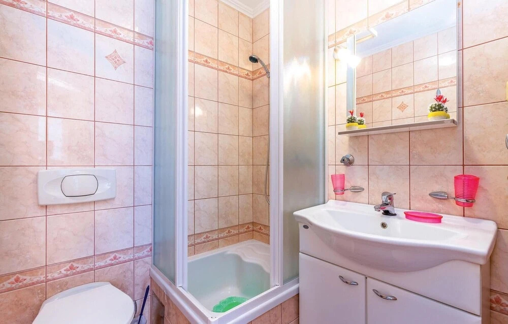 Beautiful Apartment in Crikvenica With Wifi and 2 Bedrooms