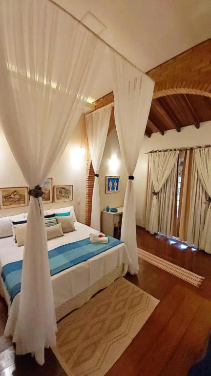 Hotel Pousada Chalé das Flores