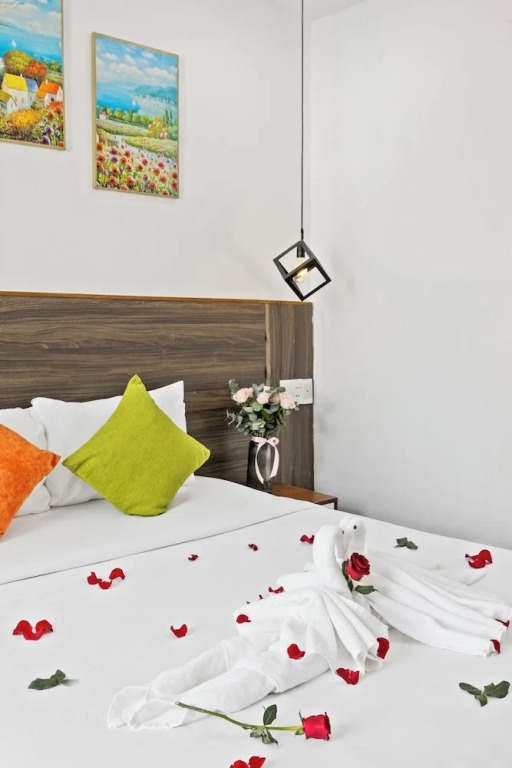 Happy House Hotel & Apartment