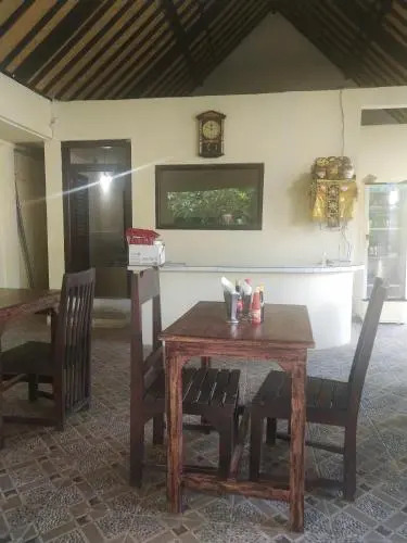 Santa Fe Homestay & Warong