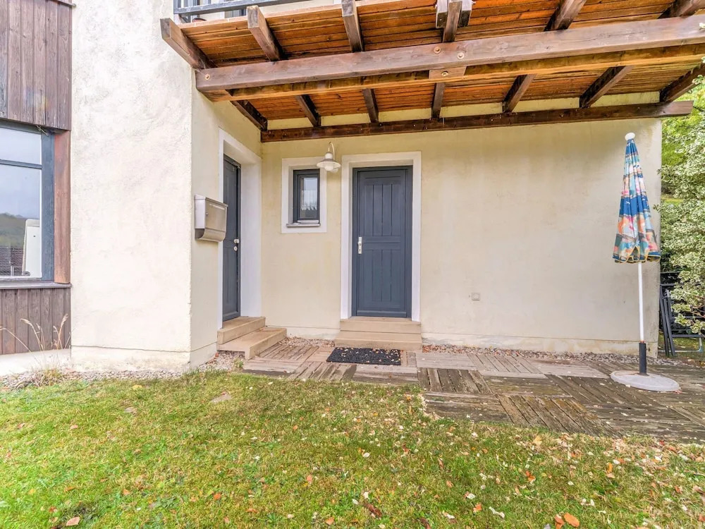 Apartment in Warmensteinach with Private Terrace and Garden