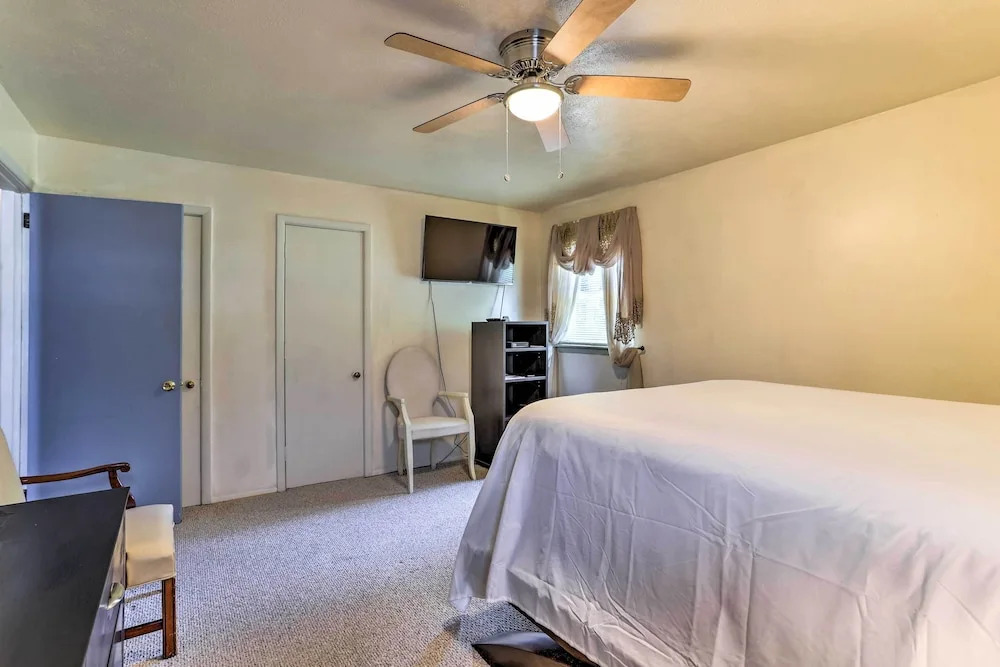 Family-friendly Allentown Abode w/ Backyard!