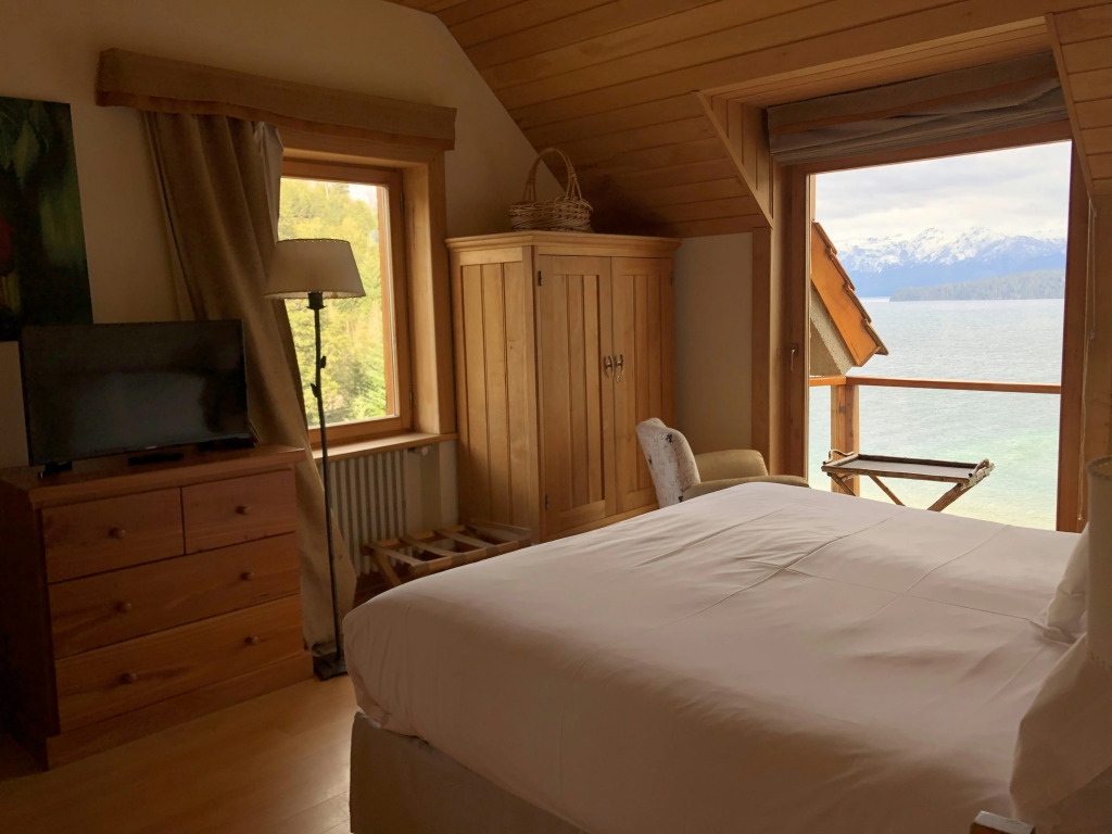 Correntoso Lake & River Hotel