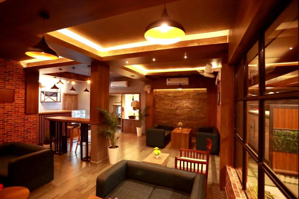 ORFILA INN Airport Hotel