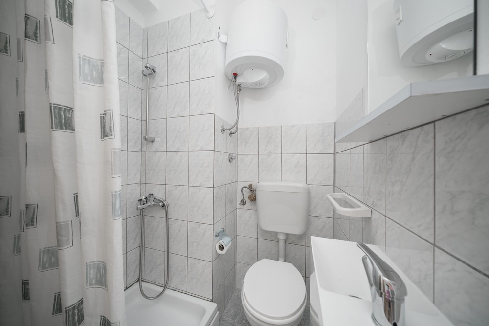 Apartment and Room Stefanija