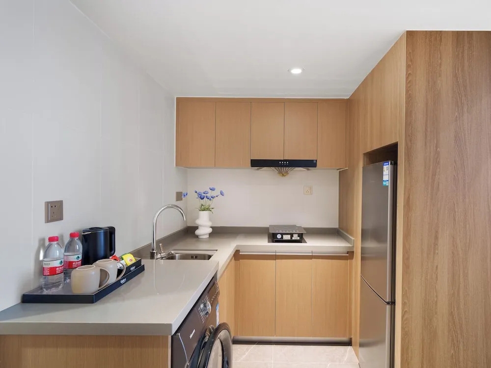 Galory service apartment