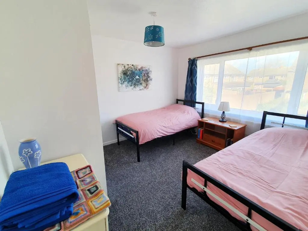 Rabbit Haven - 4 minutes from Bicester Village!