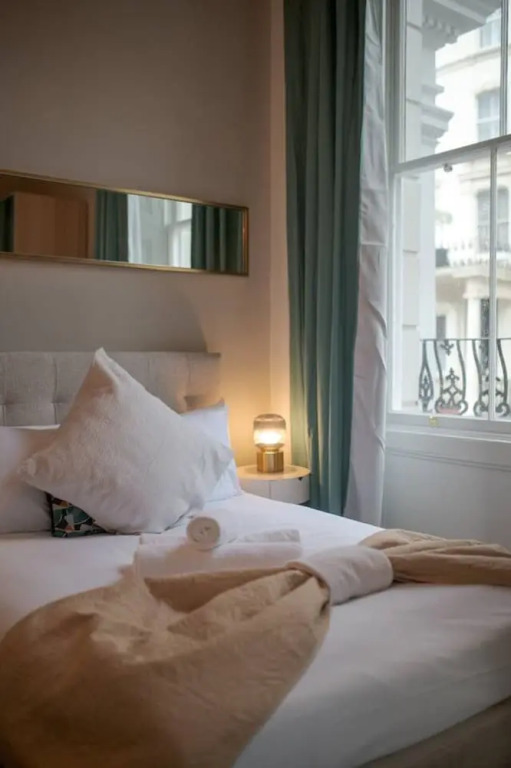 Perfect Hyde Park Apartment PS3