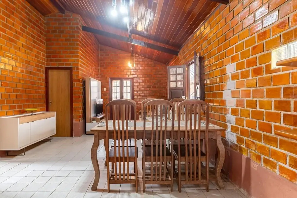 Casa 3Qt-Piscina no Cond.-Churrasq SH136