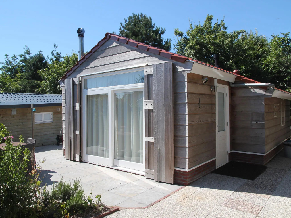 Home in Egmond aan den Hoef with Private Terrace and Garden