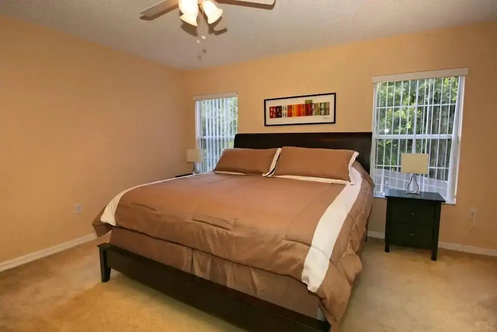 4770 Vero Beach Place 4 Bedrooms, 3 Bathrooms