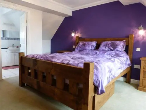 Hill Cottage