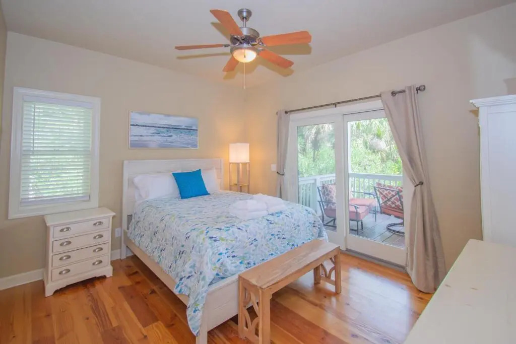 538 Remora Dr