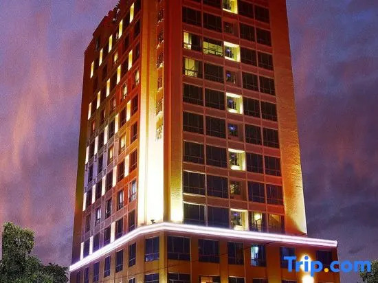 Sanshui Sunshine Holiday Hotel