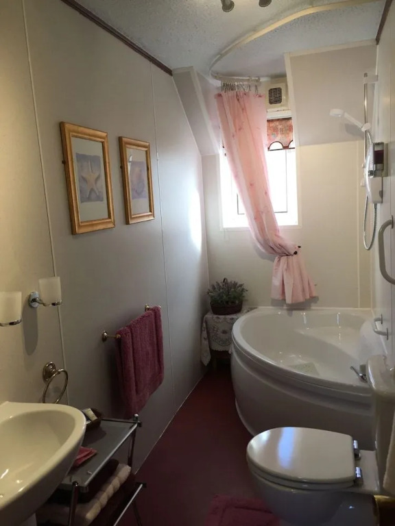 Kathmore Guest House