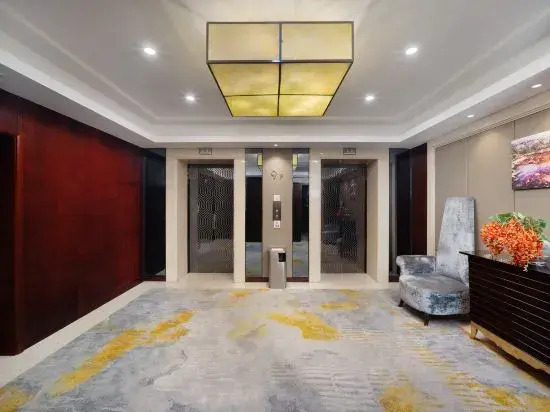 Tangent Hotel
