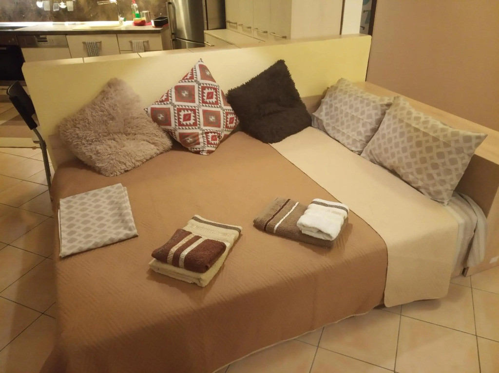 Spacious Cosy Apt (up to 5 guests)