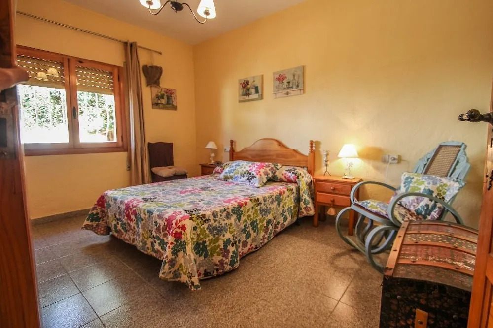 Sofia - holiday home with private swimming pool in Moraira