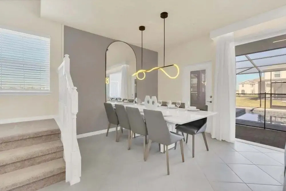 The Cutest Tonwhome & Private Splash Pool! 5 Bedroom Townhouse