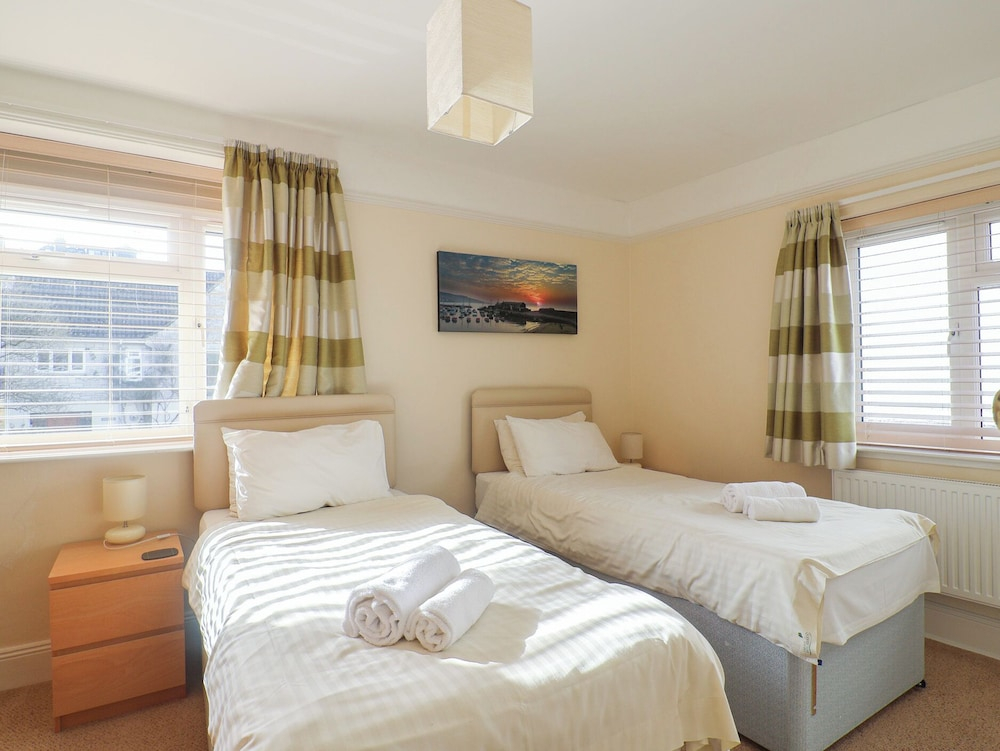 Greystones Flat