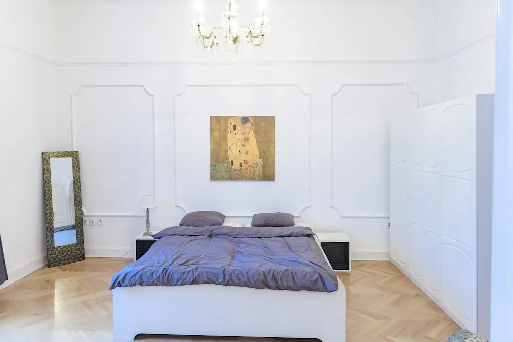 Pelicanstay in Buda Historical District