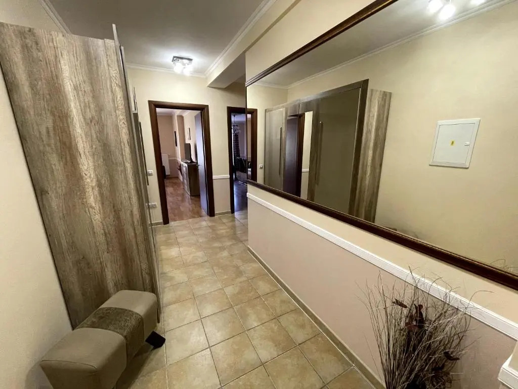 Apartment 122 Čertovka