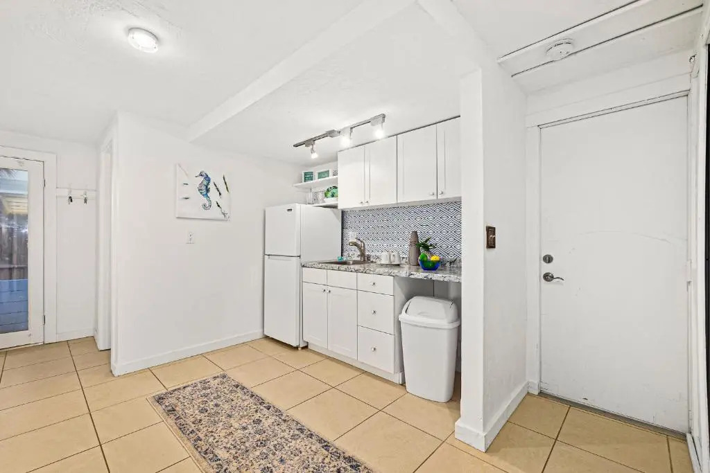 Pelican Beach Private Ocean Front Beach House- Sleeps 10 Bring Your Surf Boards