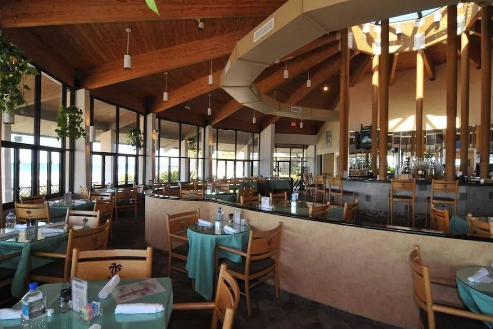 Edgewater Golf Villa 2106
