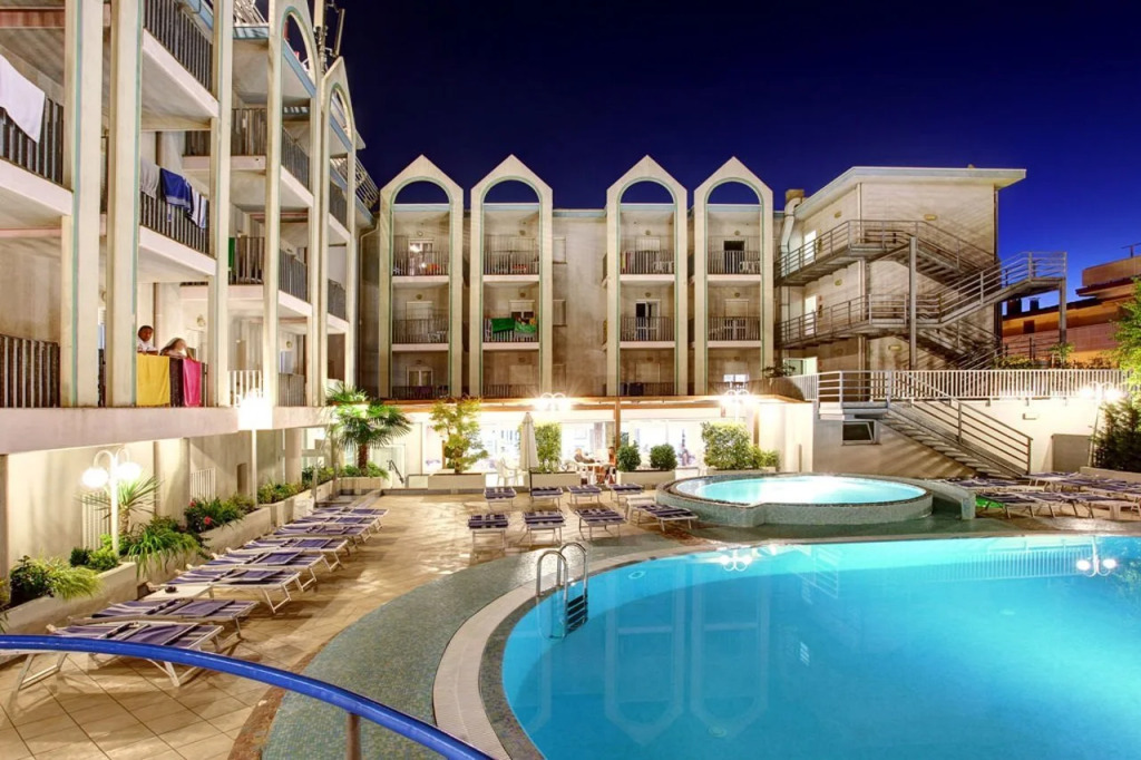 Hotel Palace