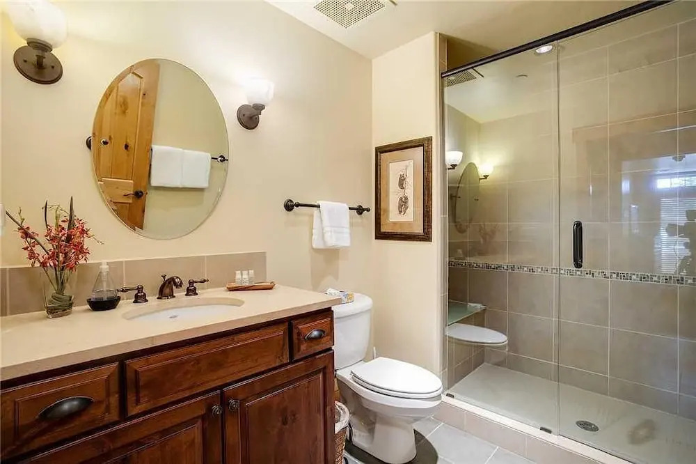6112 Bear Lodge, Trappeur's Crossing Apartment 3