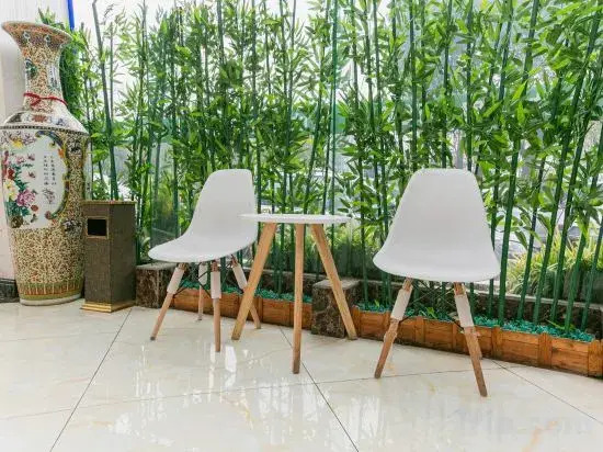 Barbiron Hotel (Shanghai Youyi Road store)