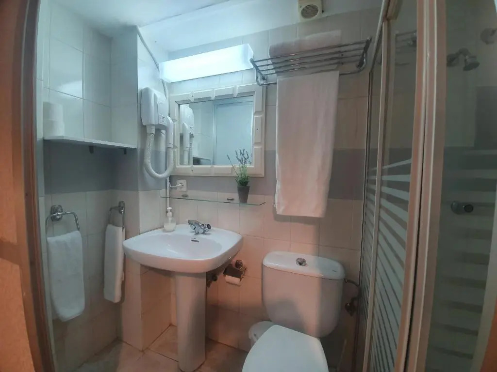 LUNA-Guest Rooms