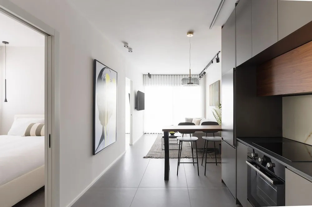 Skyline Serenity by tlv2rent