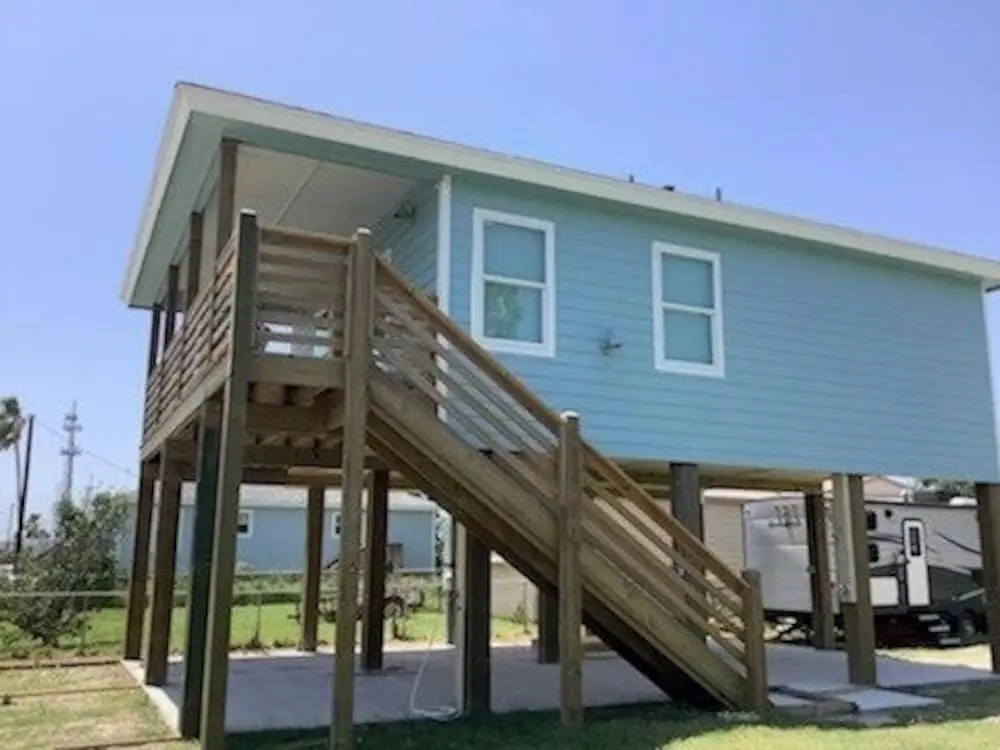 Warm Breezes 2 Bedroom Home