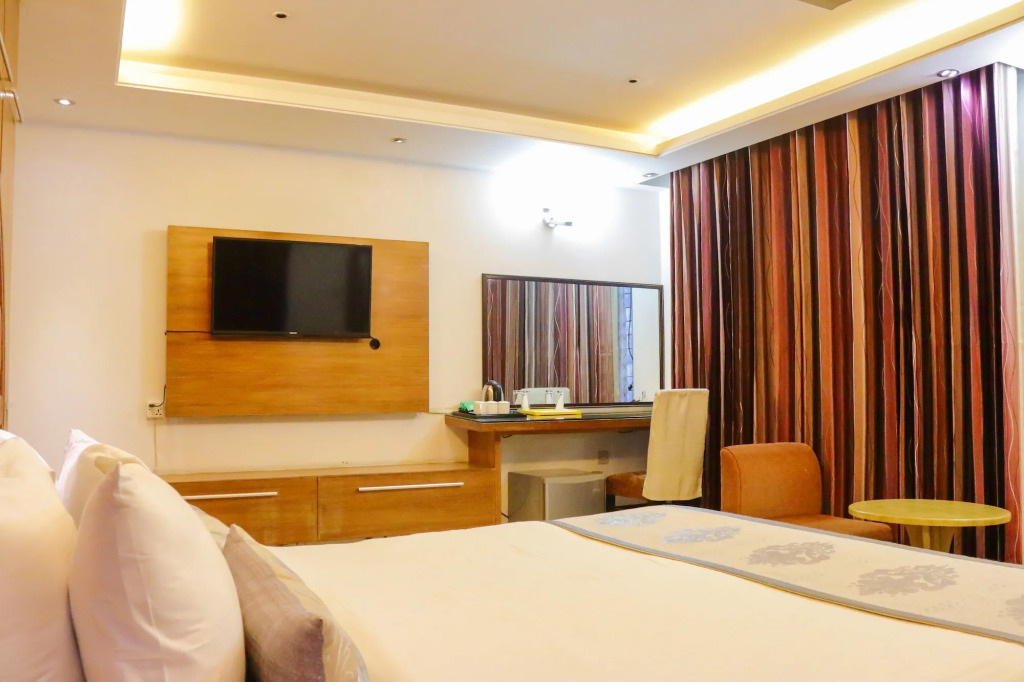 Hotel Afford Inn