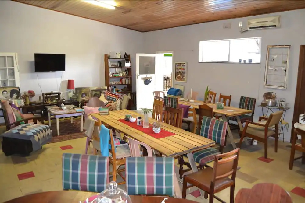 Suzies Coffee Shop Bed and Breakfast